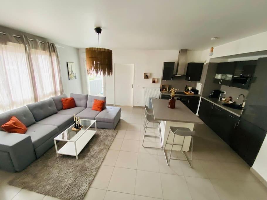 Grand Appt Proche Paris Parking Apartman Aubervilliers Kültér fotó